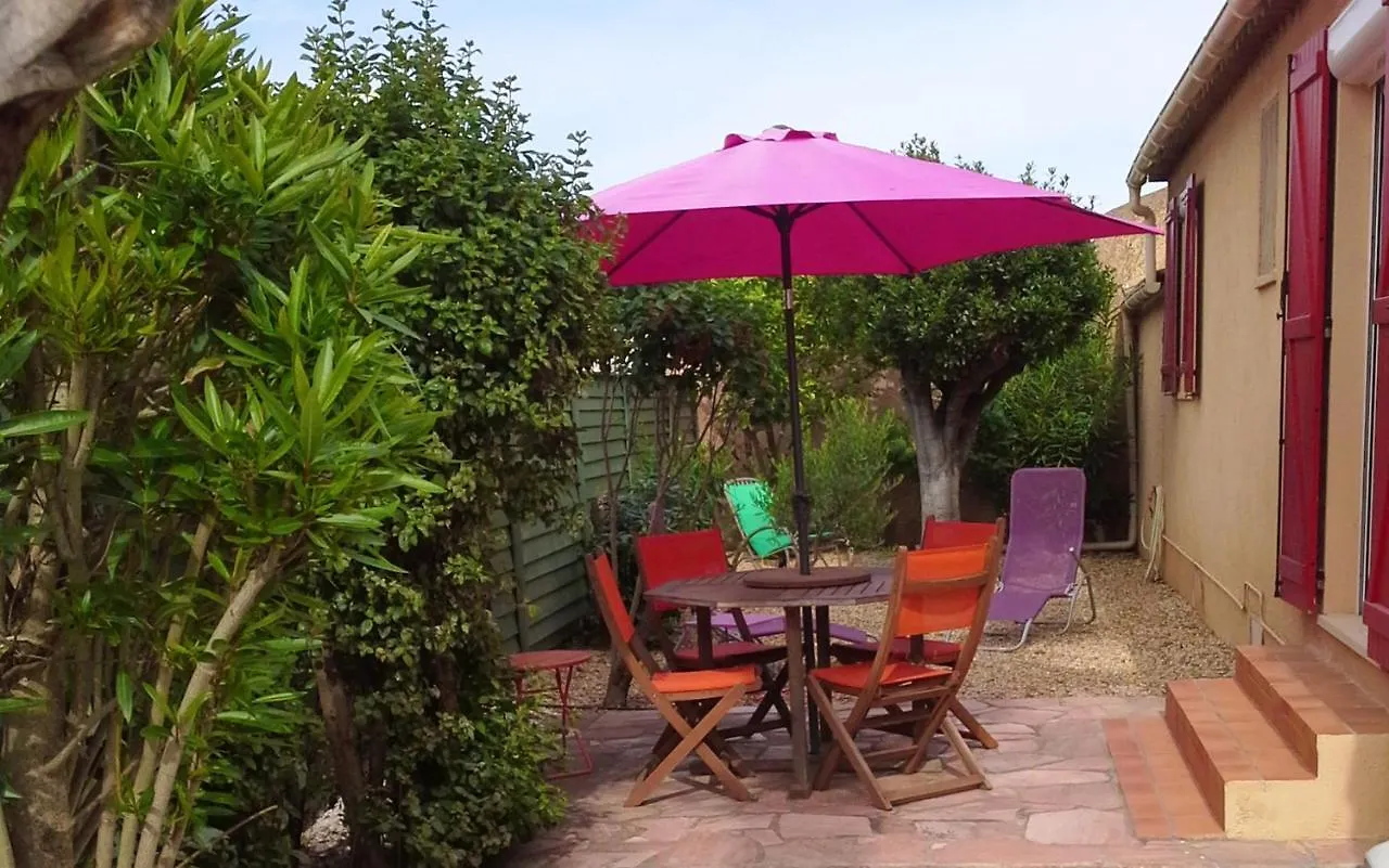 בית נופש Maison Charmante A La Londe-Les-Maures, Jardin Cloture